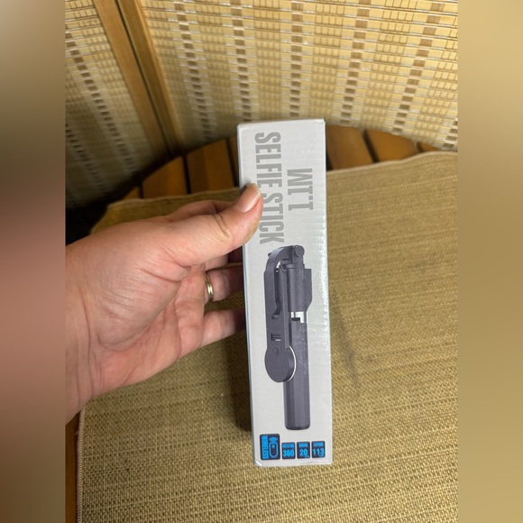 New***Black MT-T Selfie Stick - Picture 5 of 5